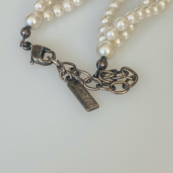 Napier Necklace 3 strands faux pearls 16”+3” - Picture 5 of 9